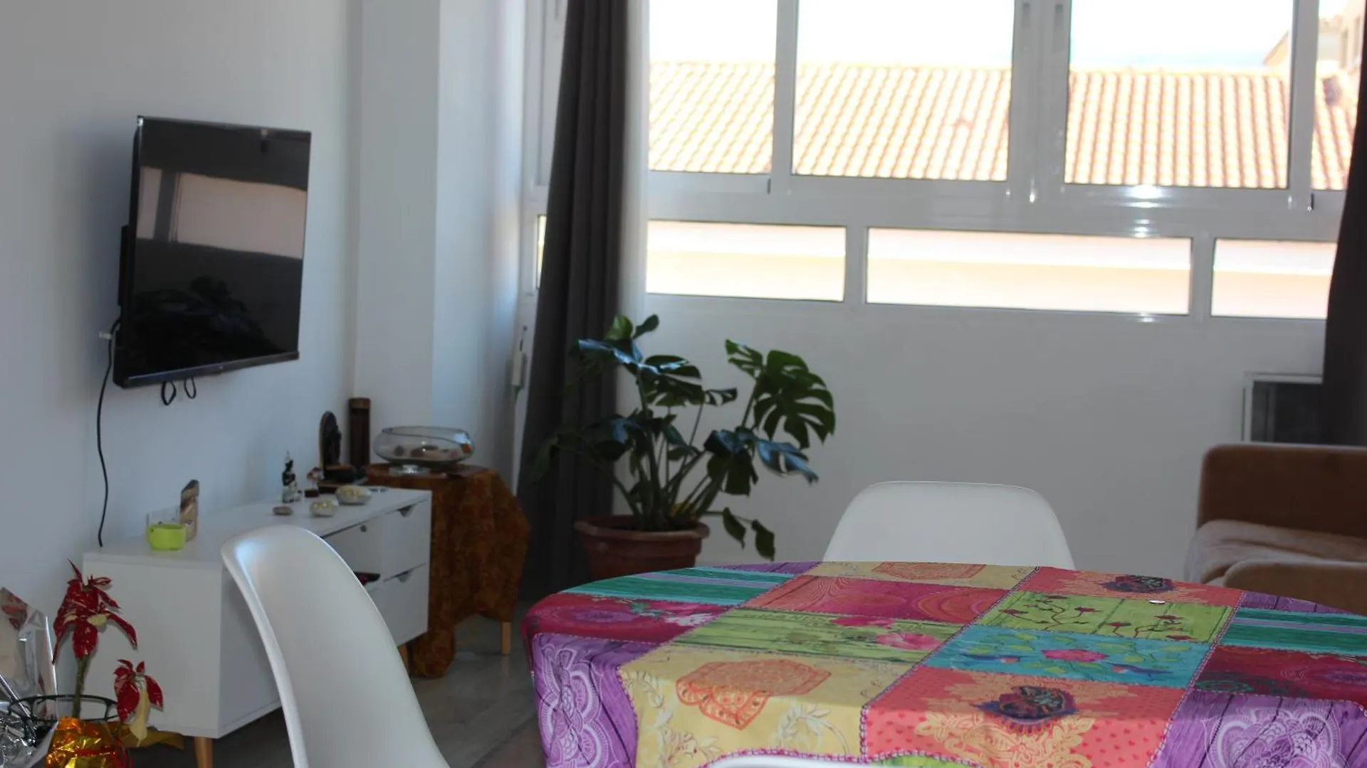 Habitacion Para 1 Persona En Luminoso Apto A 5 Minutos De La Playa Màlaga 0*,  Španělsko