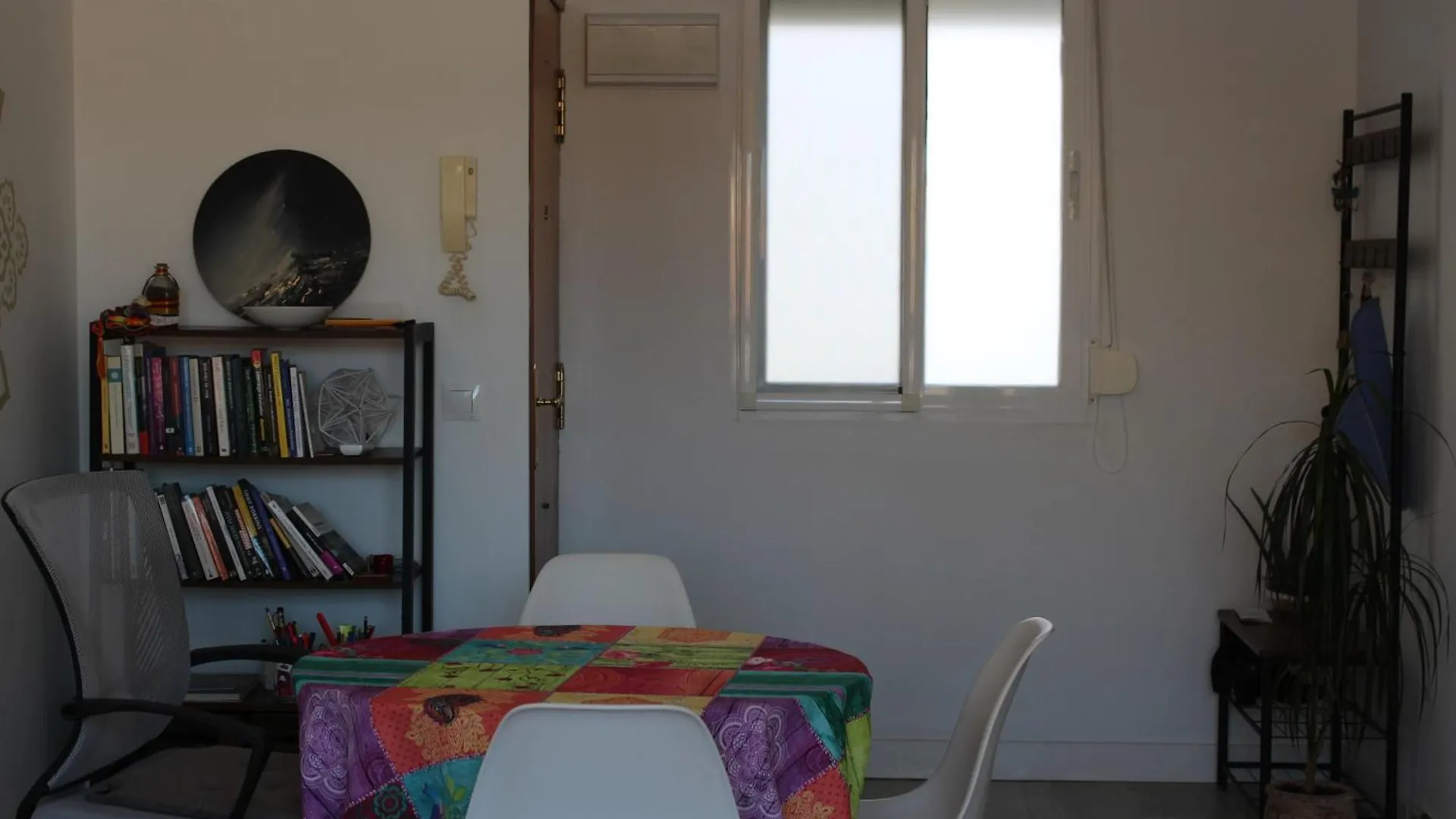 Habitacion Para 1 Persona En Luminoso Apto A 5 Minutos De La Playa Màlaga